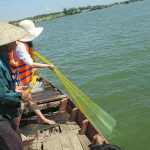 Cast fishing net