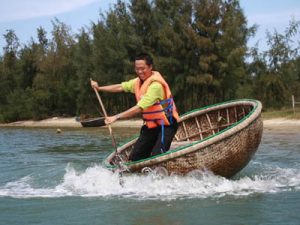 Rounded bambo basket boat