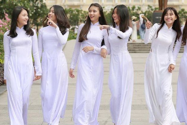 The Meaning of Ao Dai - Vietnamese Traditional Dress