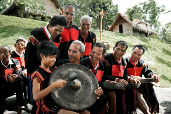 8 Unique Vietnamese Traditional Musical Instruments - History & Culture