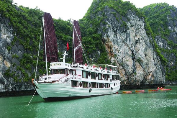 Oriental Sails Cruise