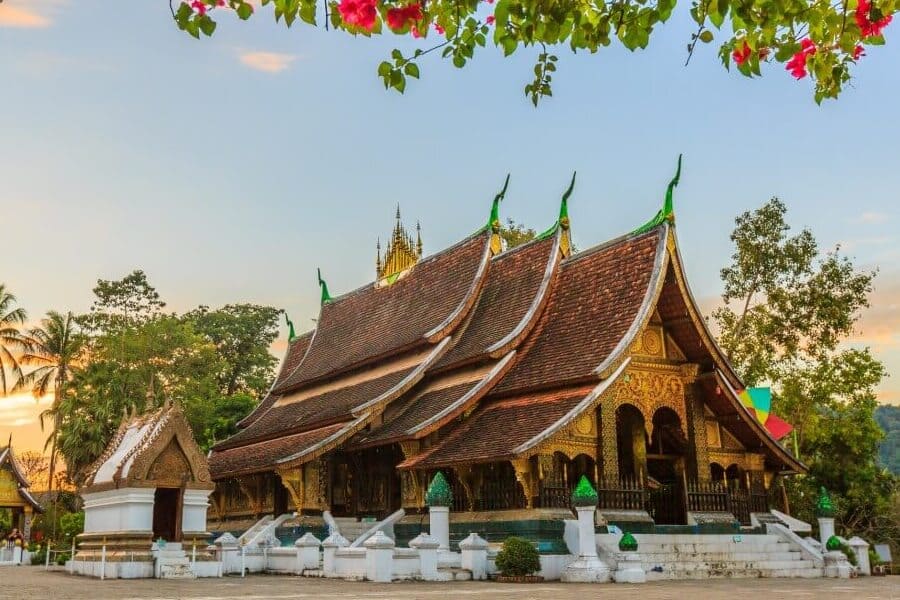 Wat Xiengthong Multi Country Tours