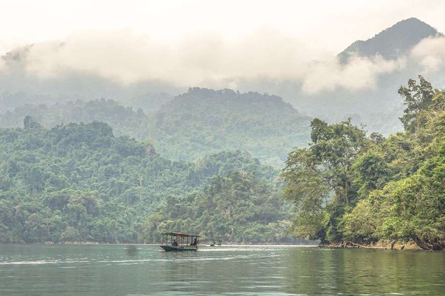 Ba Be Lake-Vietnam adventure tours