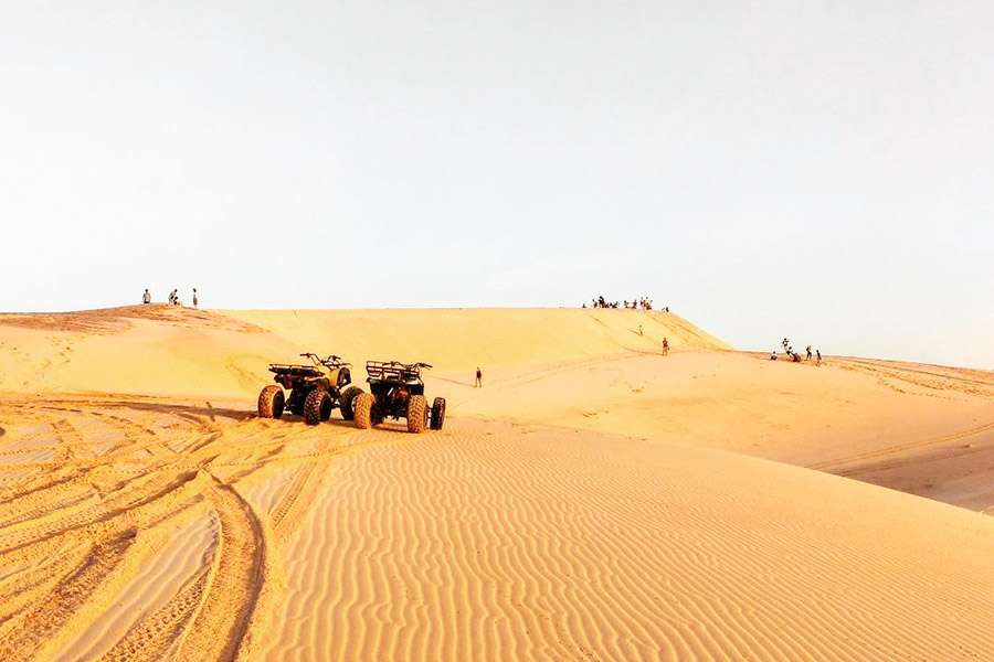 Mui Ne sand dune -Vietnam tour packages