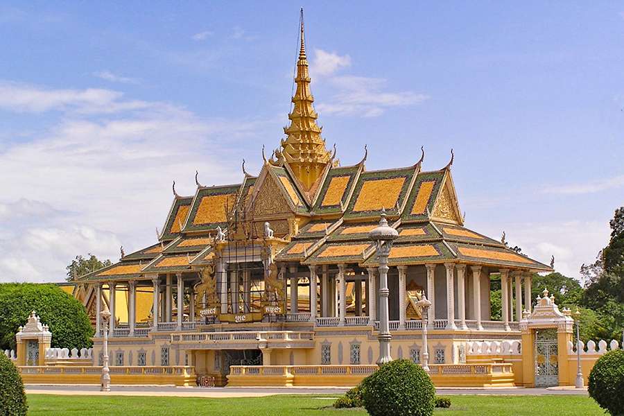 Royal Palace- Indochina tour package