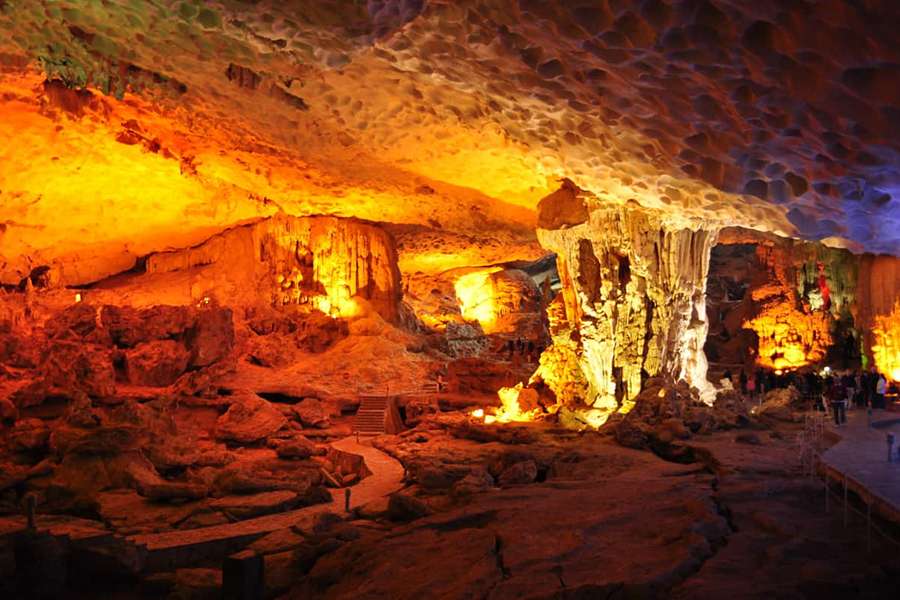 Sung Sot Cave -Vietnam Cambodia tours