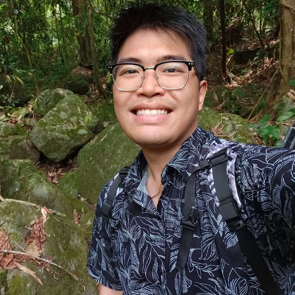 Phi Hung Nguyen - Tour guide