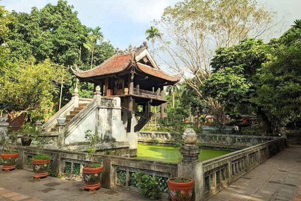 One Pillar pagoda - Vietnam Cambodia tours